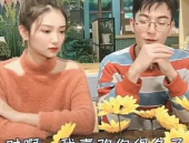 过平安夜的小姐姐图片,小姐姐的温馨瞬间
